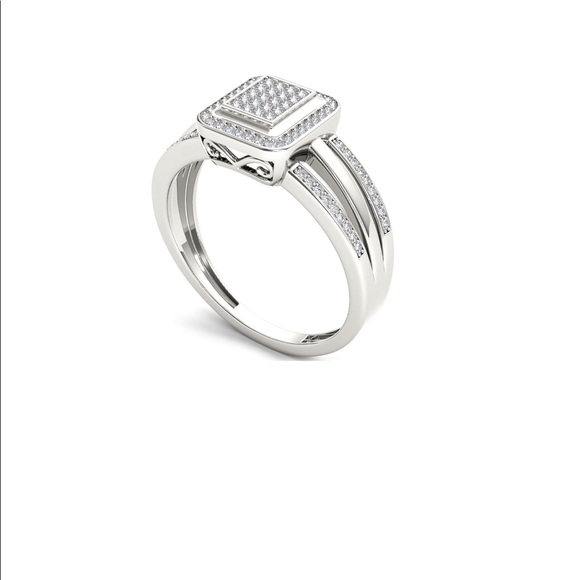 DIAMOND ENGAGEMENT RING - Picture 2 of 6